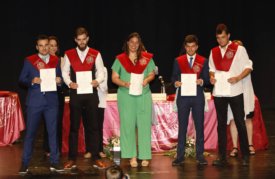 Fotos: Graduación de los nuevos maestros