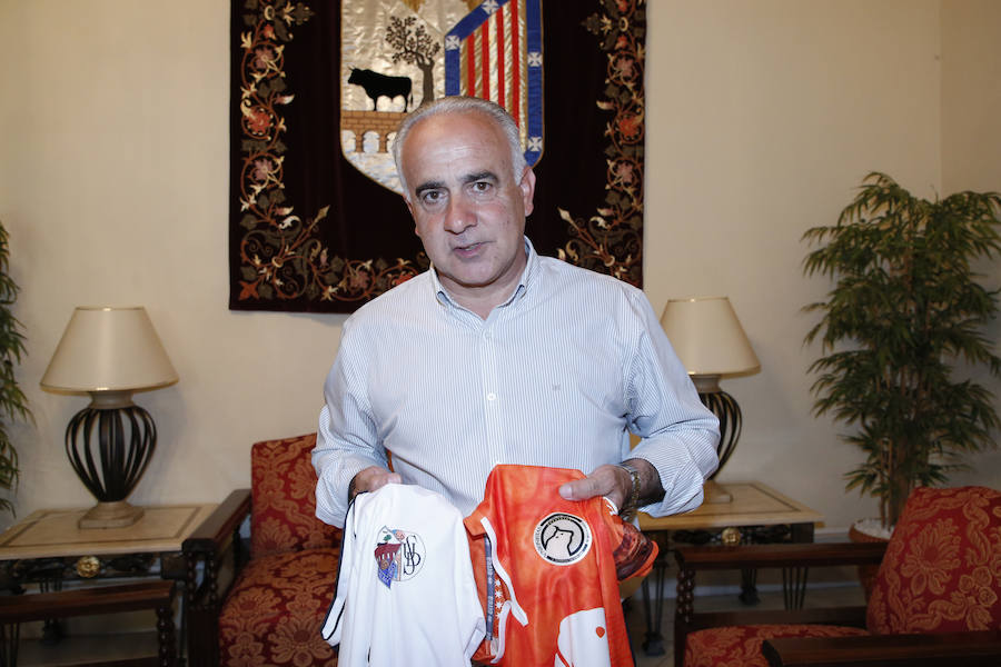 Los dos equipos se juegan este fin de semana el ascenso a Segunda B