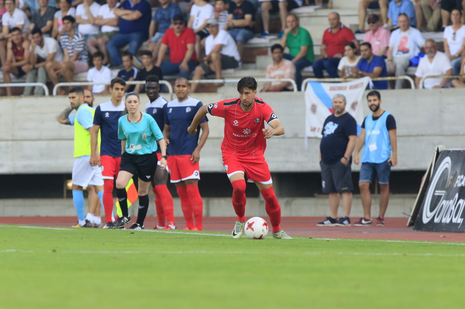 Fotos: El Salmantino asciende a Segunda B