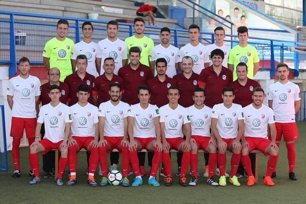 Plantilla de la UD Santa Marta, nuevo equipo de Tercera División. 
