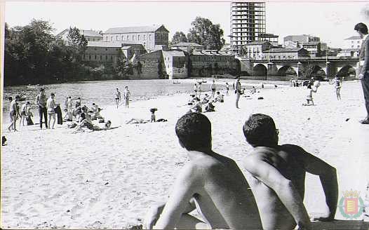 Fotos: Los veranos en la playa de Las Moreras en los años 70