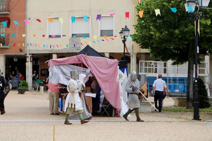 Fotos: Mercado Castellano en Dueñas