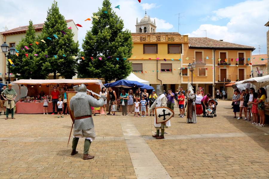 Fotos: Mercado Castellano en Dueñas