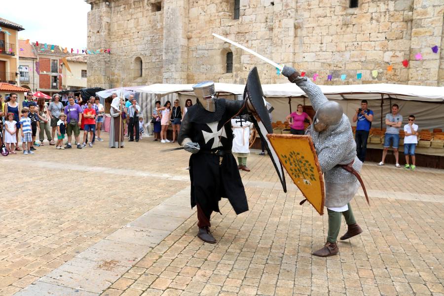 Fotos: Mercado Castellano en Dueñas