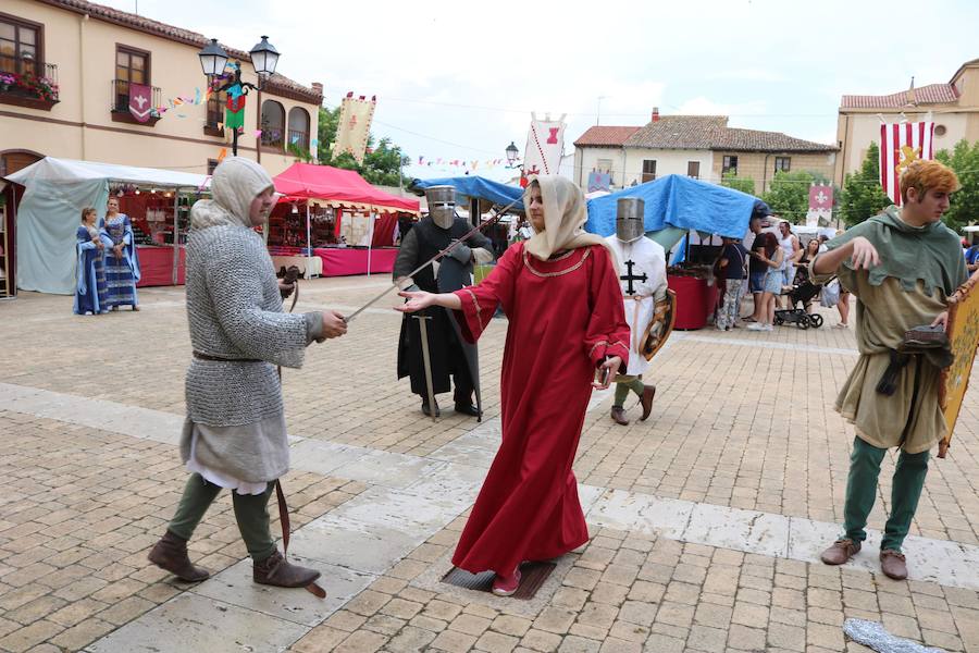 Fotos: Mercado Castellano en Dueñas