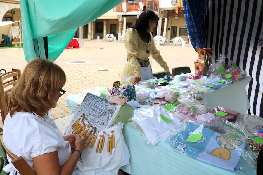 Fotos: Mercado Castellano en Dueñas