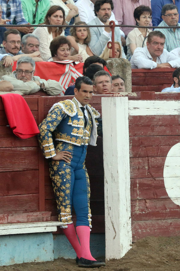 Fotos: Corrida de toros de San Pedro en Segovia (4)