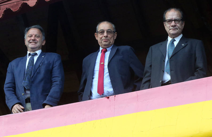 Fotos: Corrida de toros de San Pedro en Segovia (4)