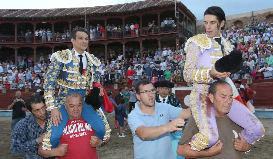 Fotos: Corrida de toros de San Pedro en Segovia (4)