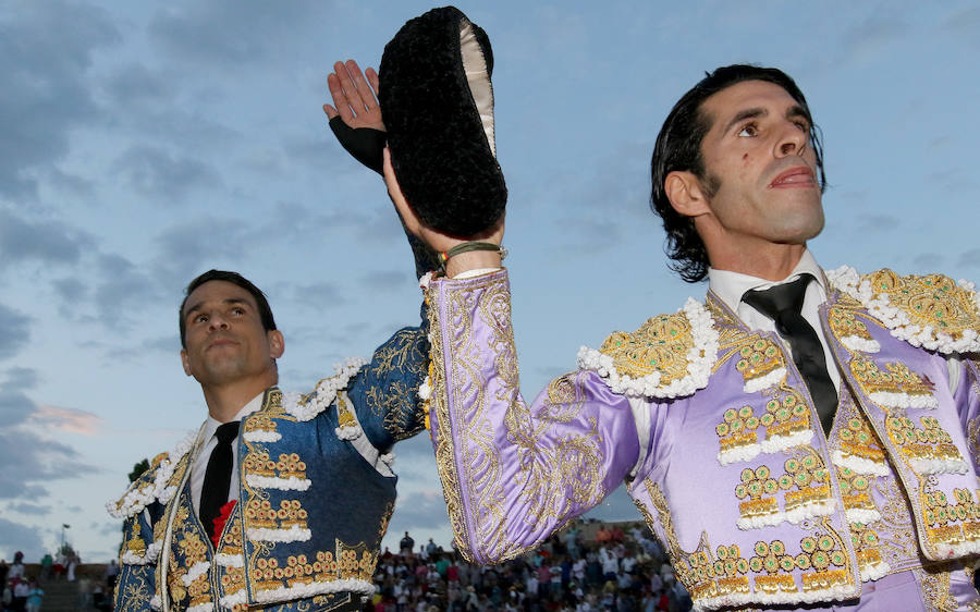 Fotos: Corrida de toros de San Pedro en Segovia (4)