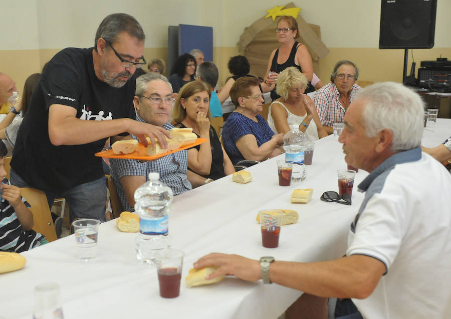 Fotos: Comida popular en el Barrio España de Valladolid