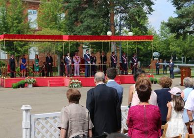 Imagen secundaria 1 - «Mucho éxito y alegrías»