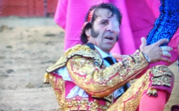 Juan José Padilla tras la cogida.