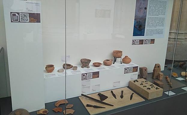 Algunos de los objetos que pueden verse en la exposición. 