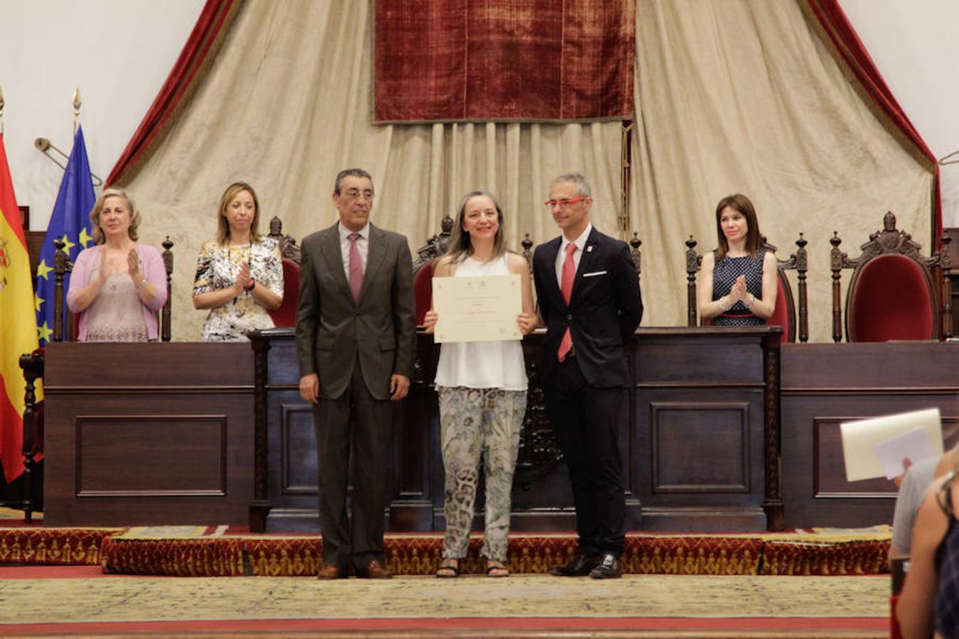 Fotos: La USAL entrega los premios a las 100 mejores notas de la EBAU