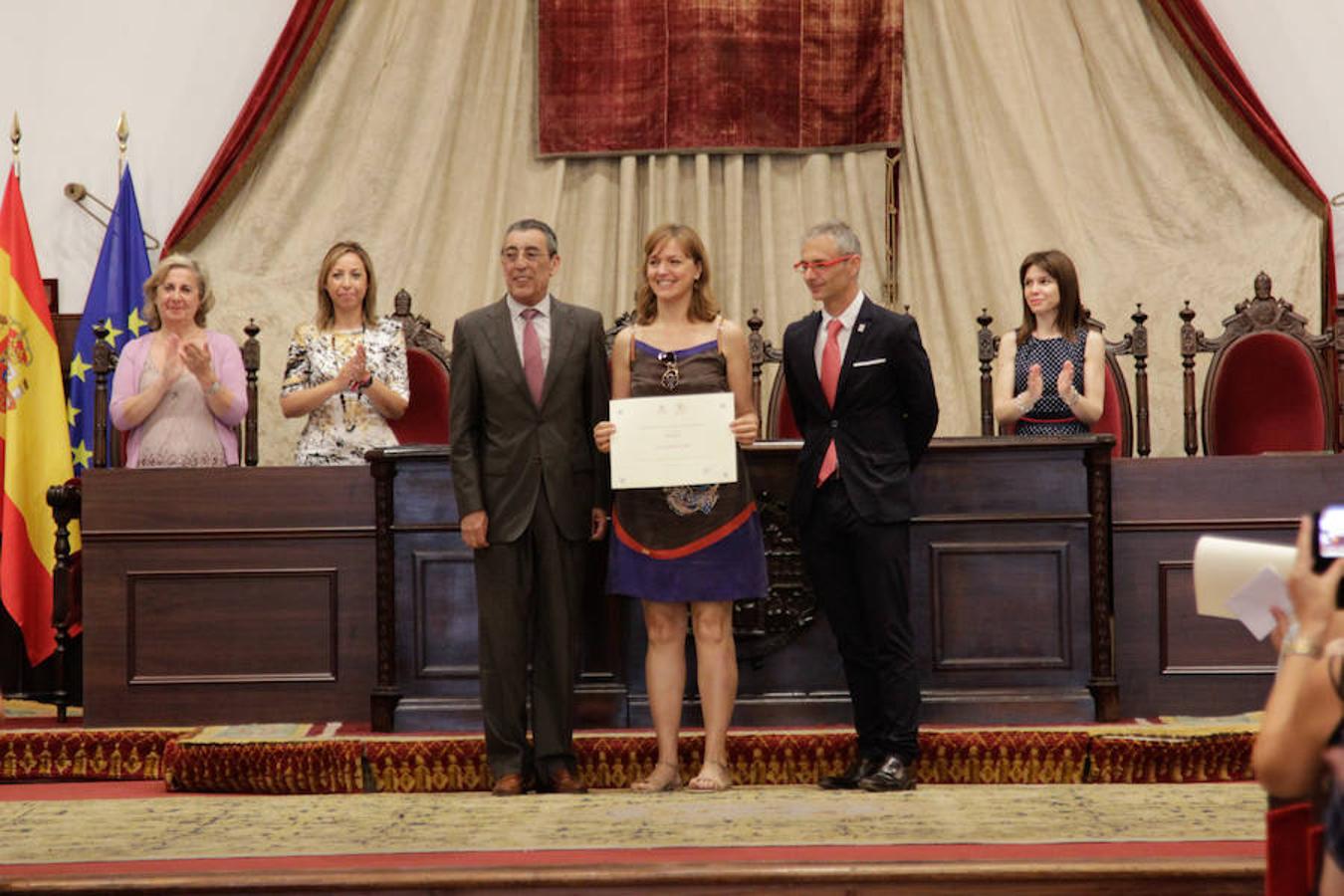 Fotos: La USAL entrega los premios a las 100 mejores notas de la EBAU