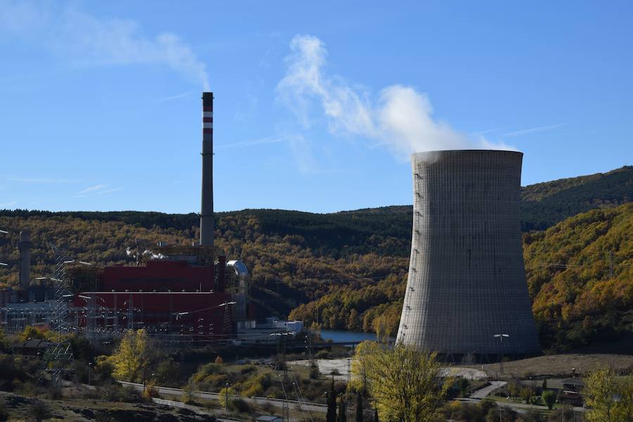Instalaciones de la central térmica de Velilla del Río Carrión. 