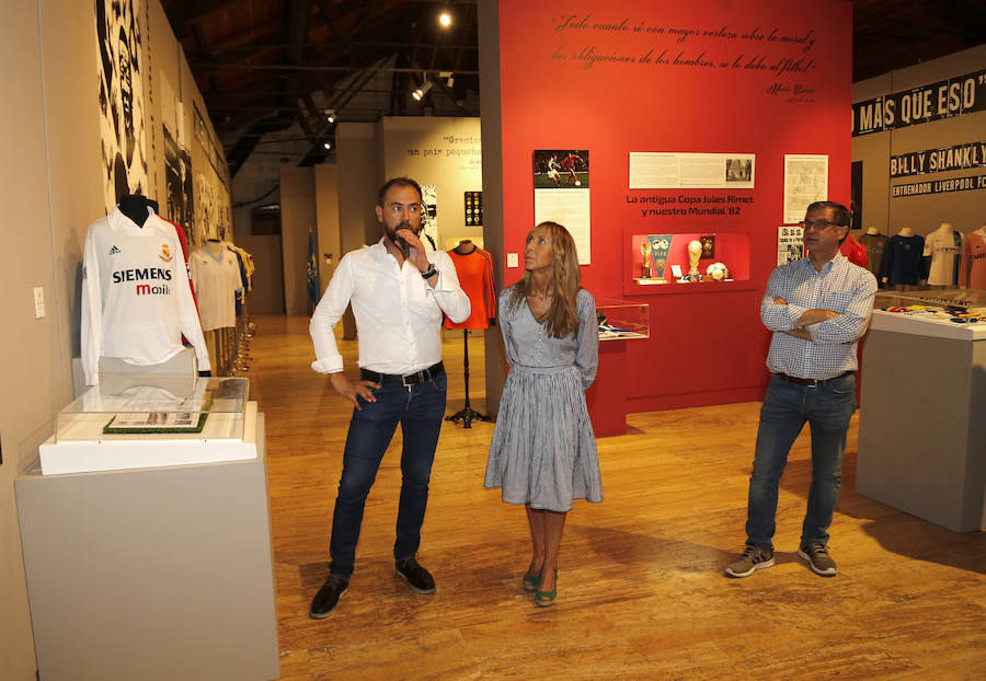 Fotos: Exposición sobre la Historia del Fútbol