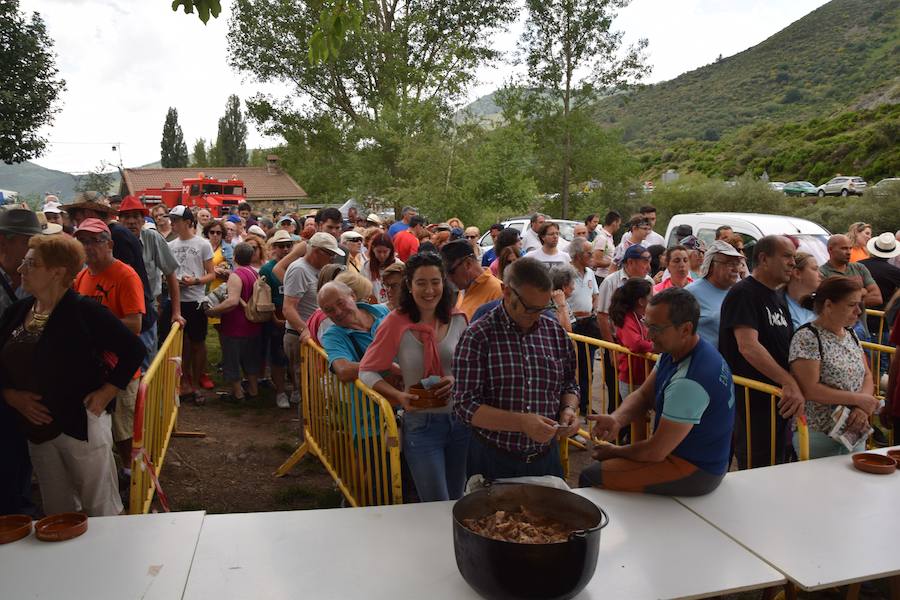 Fotos: Fiesta de la Montaña Palentina en Puente Agudín