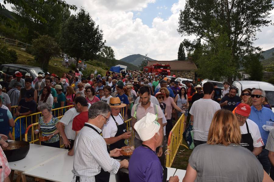 Fotos: Fiesta de la Montaña Palentina en Puente Agudín