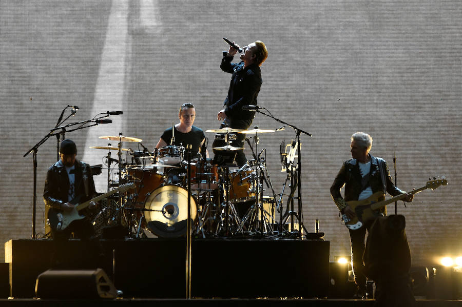 La banda irlandesa U2 se sitúa sexta con 118 millones de dólares (100,9 millones de euros)