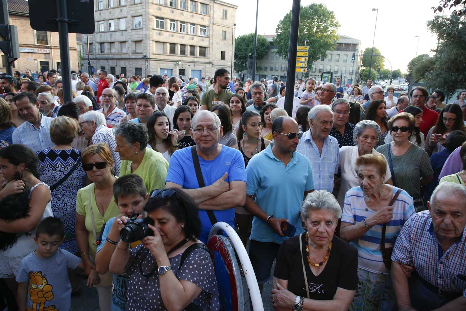 Por sexto año consecutivo, la imagen desfiló en procesión acompañada de decenas de fieles