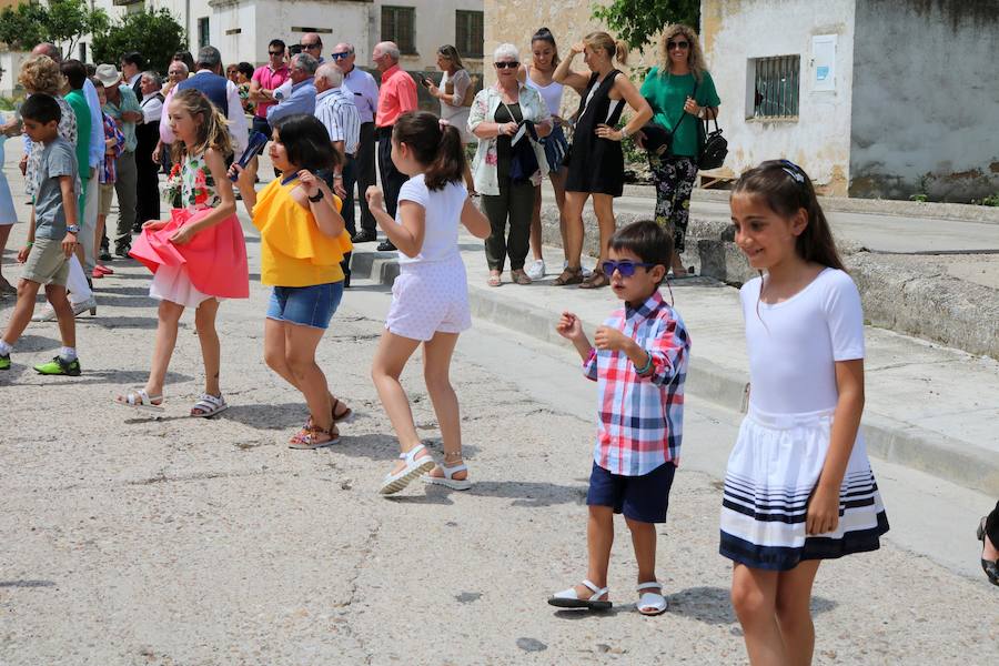 Fotos: Cevico Navero danza a la Virgen del Carmen