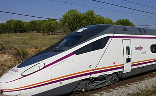 Tren de la linea del AVE Madrid-Segovia-Valladolid.
