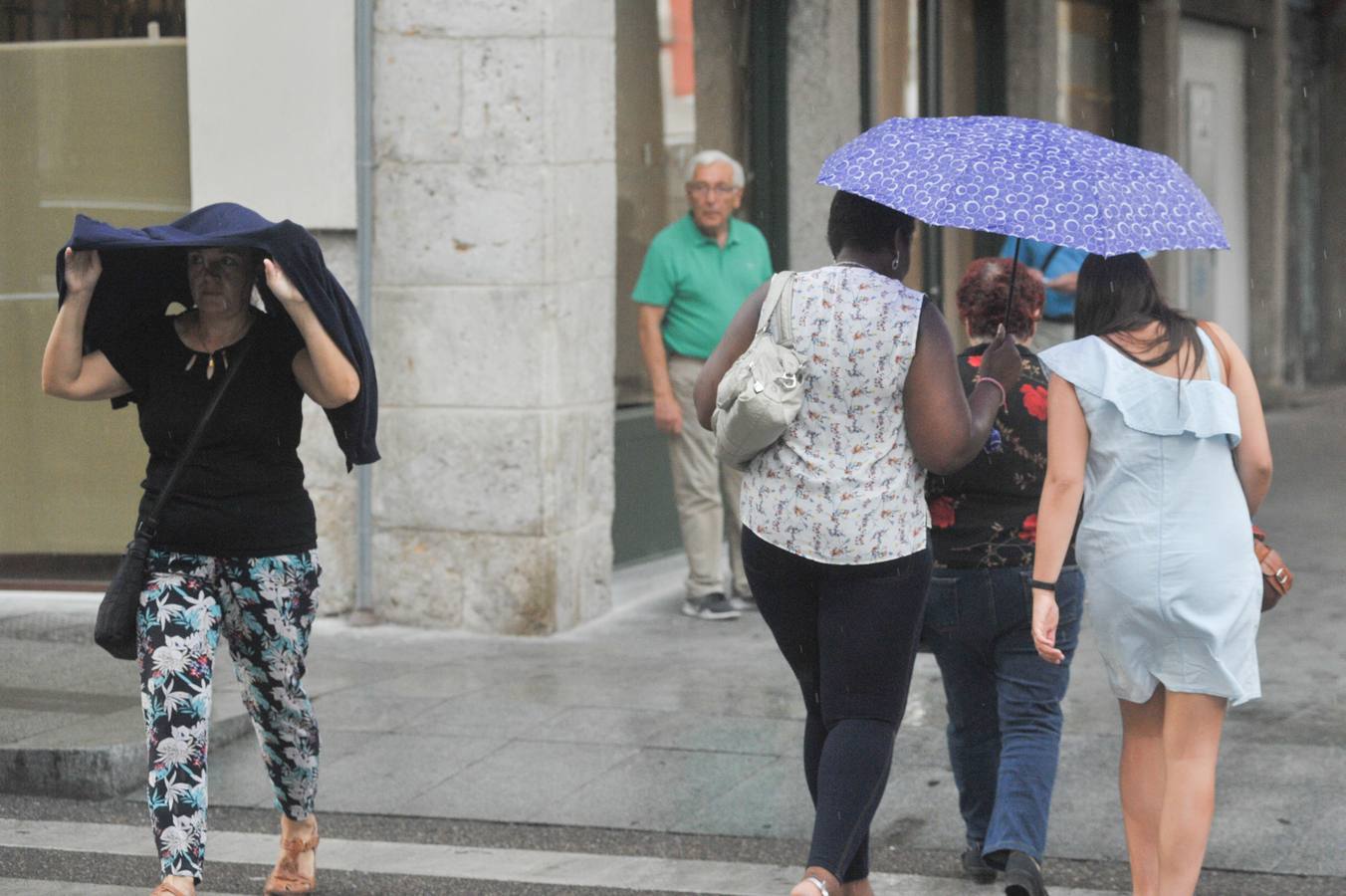 10,2 litros por metro cuadrado cayeron en la ciudad de Valladolid en unos 40 minutos