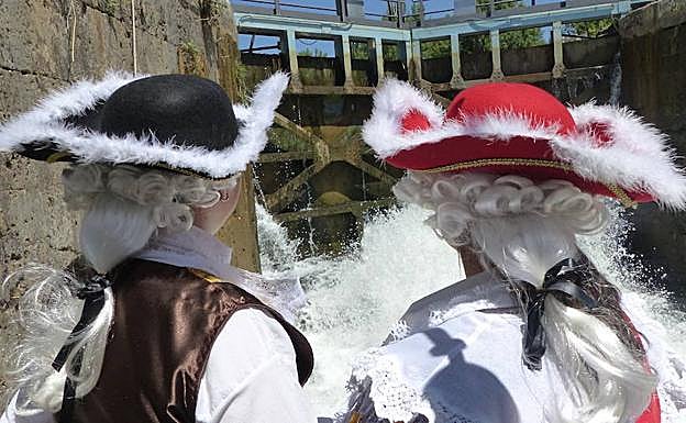 Personajes que interpretan el papel de navegantes del Marqués de la Ensenada. 