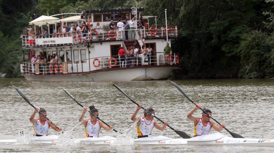 Fotos: Premio de piragüismo K4 en la playa de Las Moreras