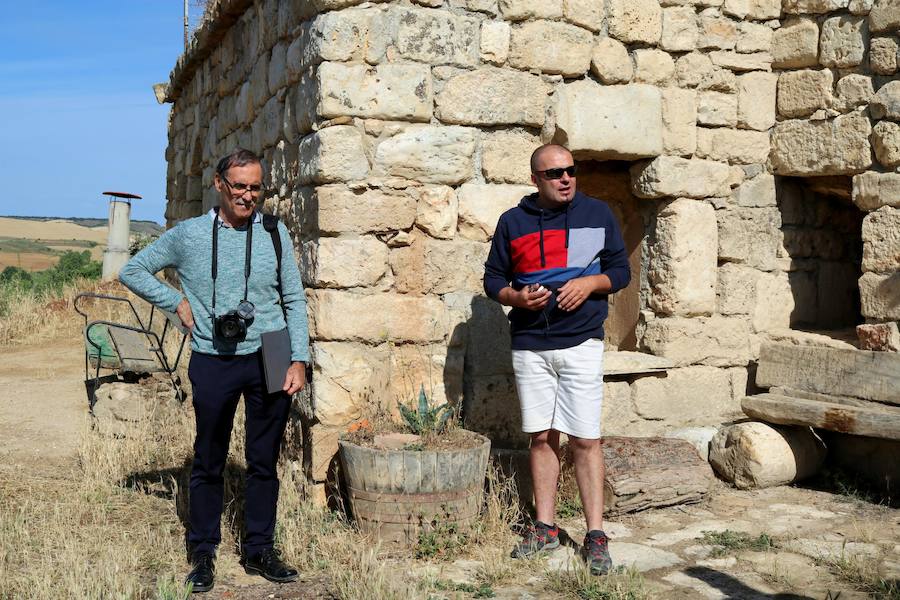 Fotos: Ruta por las cuevas y bodegas de Dueñas