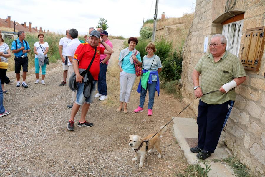 Fotos: Ruta por las cuevas y bodegas de Dueñas