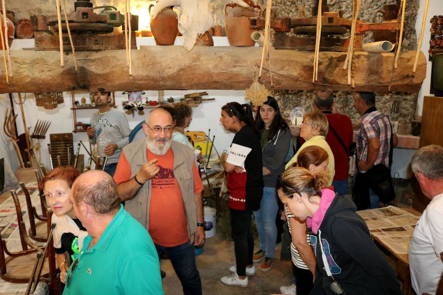 Fotos: Ruta por las cuevas y bodegas de Dueñas