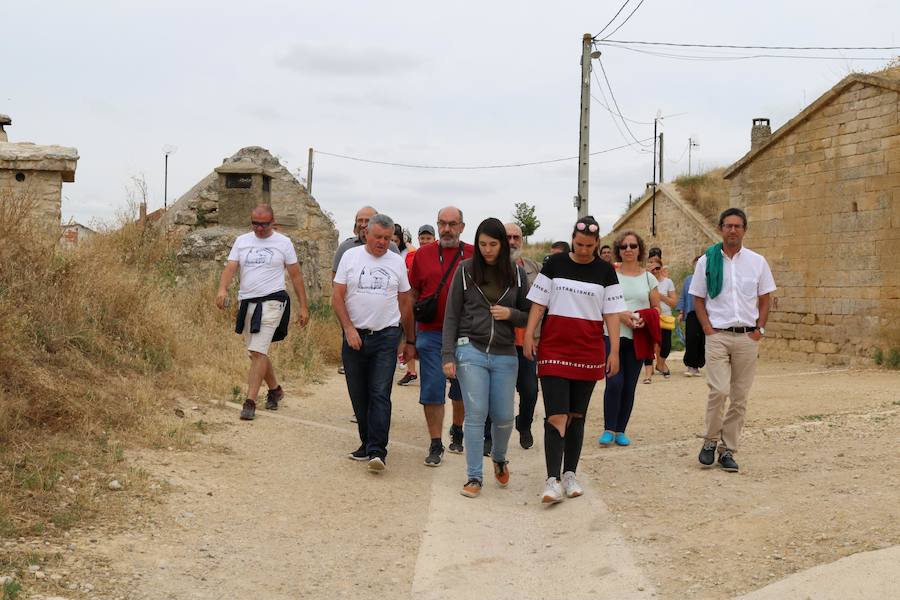Fotos: Ruta por las cuevas y bodegas de Dueñas