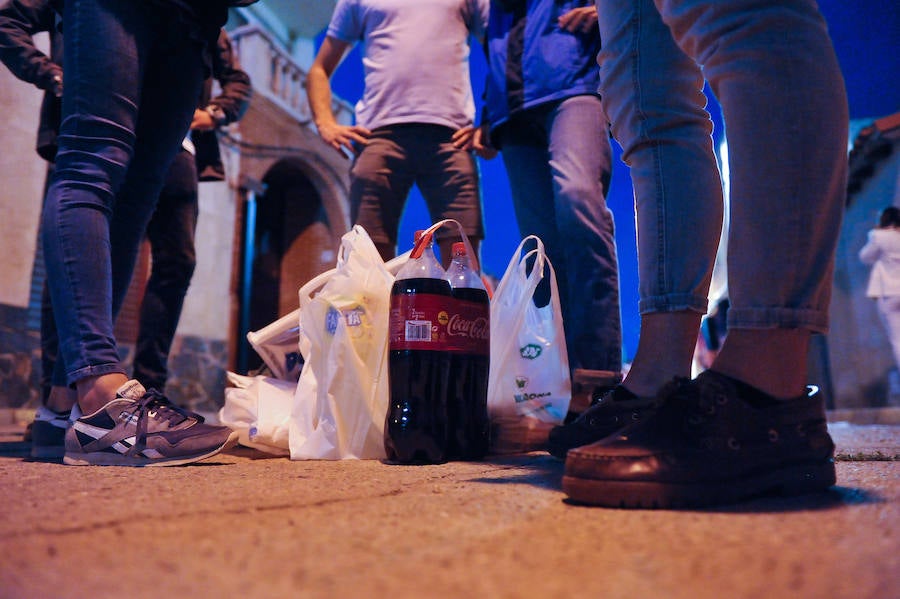 Fotos: El botellón invade Matapozuelos