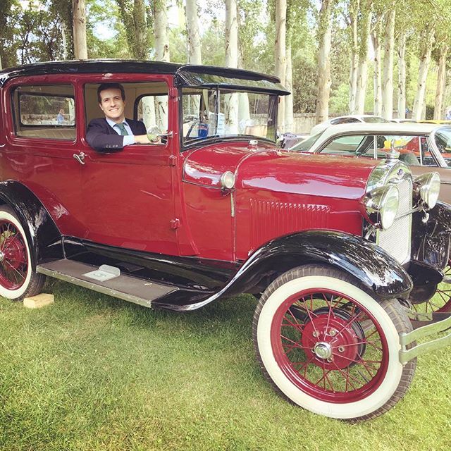 Casi un siglo circulando por Madrid... el Ford A del concurso #autobello de la @revistacar siempre apoyando a los restauradores de nuestro parque móvil histórico.