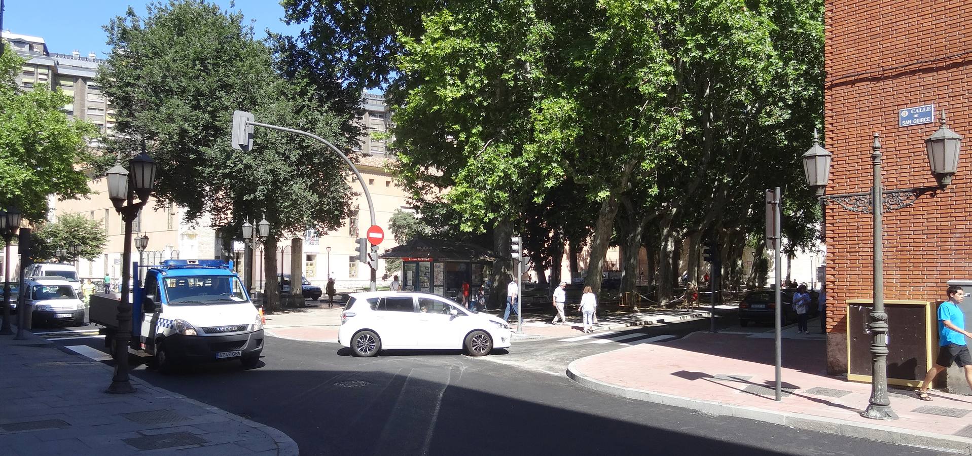 Los conductores que circulen por esta vía se encontrarán con uno de los nueve avisadores de velocidad que acaba de instalar el Ayuntamiento