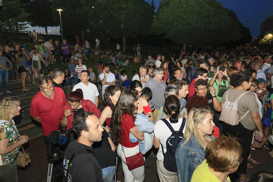 Fotos: Eclipse y luna de sangre en Salamanca