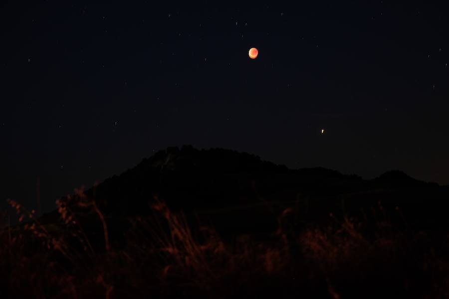 La luna en Mojados.