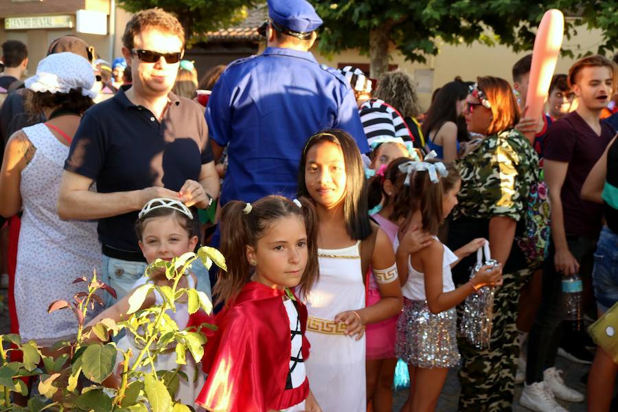 Fotos: Carnaval de verano en Dueñas