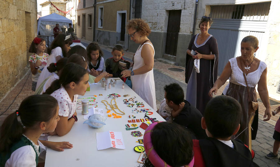 Fotos: Mercado Medieval en Fuentes de Valdepero