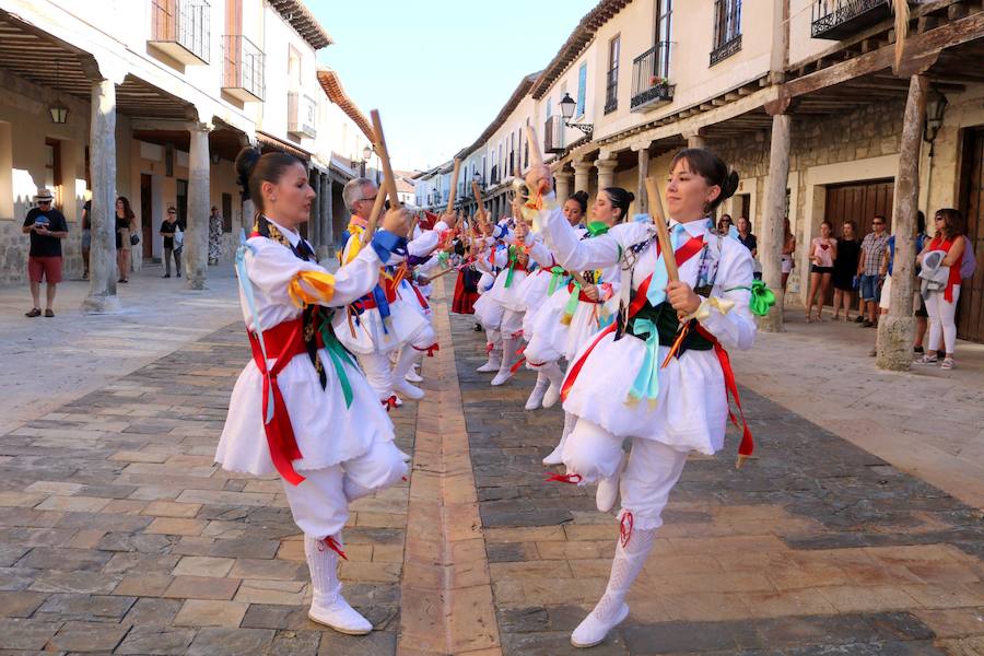 Fotos: Danza y Paloteo en Ampudia