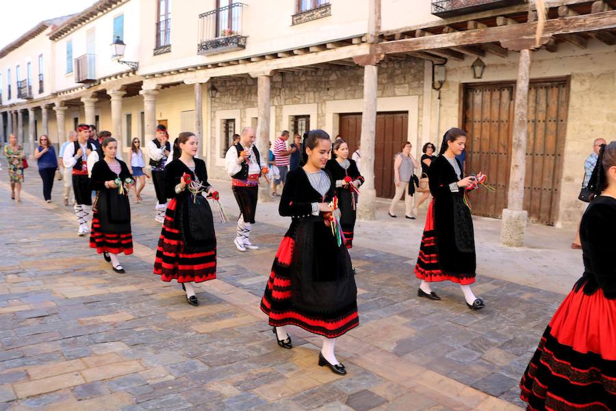 Fotos: Danza y Paloteo en Ampudia