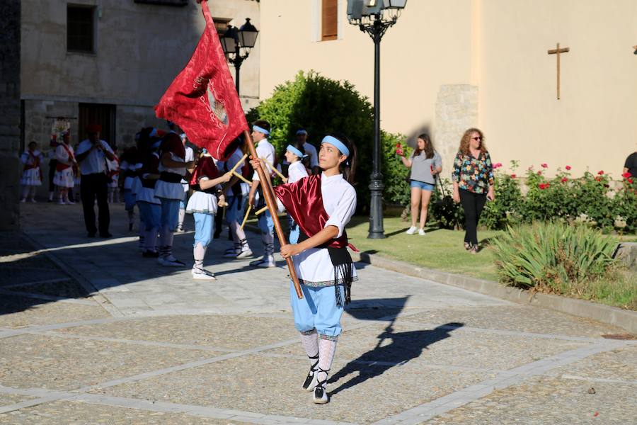 Fotos: Danza y Paloteo en Ampudia