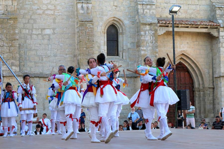 Fotos: Danza y Paloteo en Ampudia