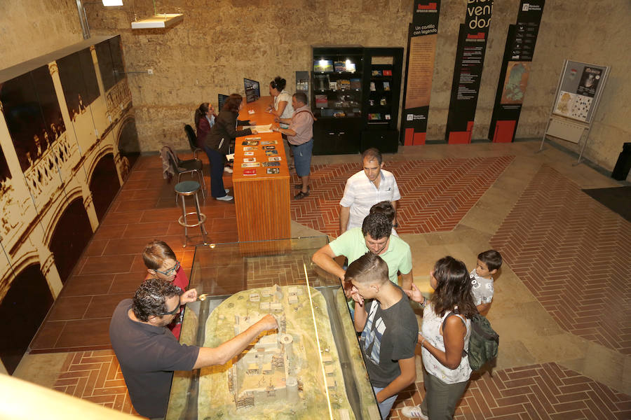 Fotos: Jornada de puertas abiertas del Castillo de Fuentes de Valdepero