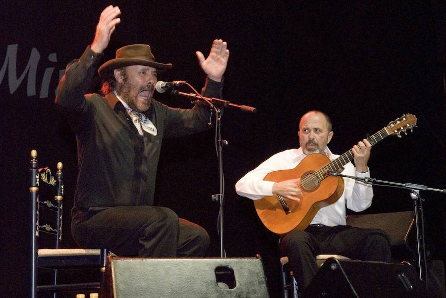 José Domínguez 'El cabrero' y el guitarrista Rafael Rodríguez, en una edición del festival. 