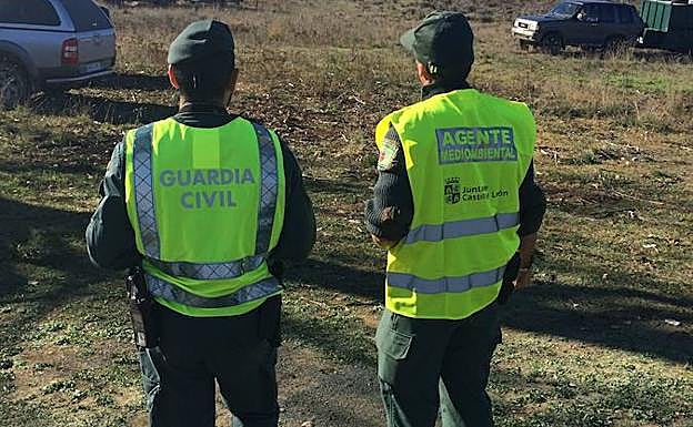 Guardia Civil denuncia a dos personas que cazaban de forma ilegal en un coto de caza de Viloria