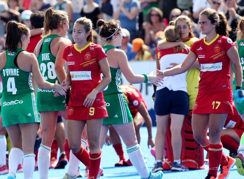 Las jugadoras españolas, desoladas tras caer derrotadas. 